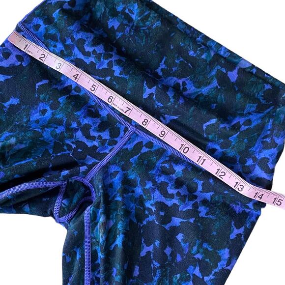 Lululemon Wunder Under Pant Roll Down Floral Sport Backdrop Iris Flower size 6 - Picture 10 of 10